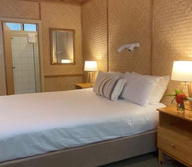 Suffolk Park Hotel | Tallow Beach Motel
