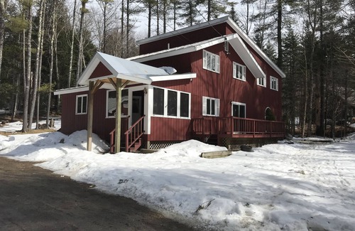 Londonderry House | Tallwood Timber: a Family Friendly Ski House in Southern Vermont