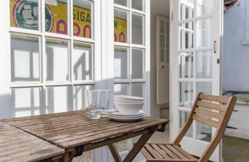 Deal House | Tally Ho
