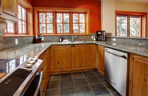 Nordic Estates Apartment | Taluswood 16 - 3BRM Home