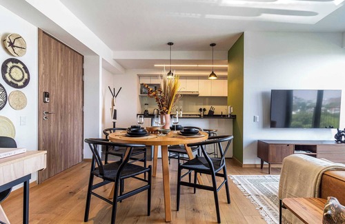 Hipodromo Condesa Apartment | Taman by Kukun Summar