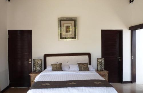 Pemuteran House | Taman Dewi Sri Villa et Bungalow