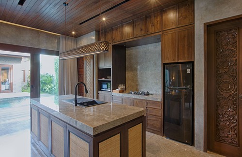Benoa Villa | Taman Dhamawangsa Suites