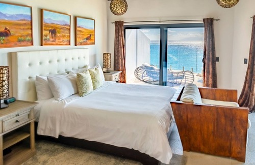Fryes Beach Resort | Tamarind Hills Resort - Oasis