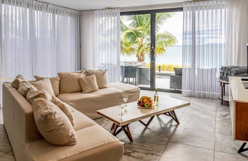 Fryes Beach Resort | Tamarind Hills Resort - Beach House 5
