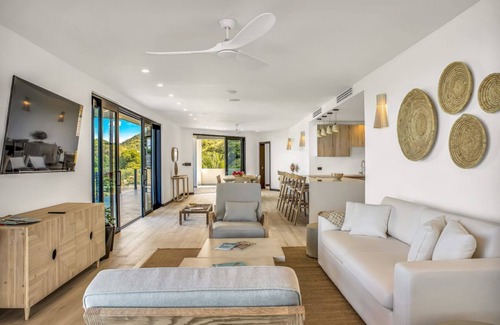 Fryes Beach Resort | Tamarind Hills Resort - Ocean 20