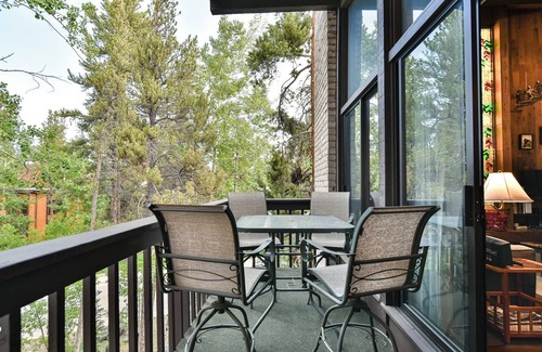 Warrior's Mark Condo | Tamarisk Randonnée Condo: Excellent Location