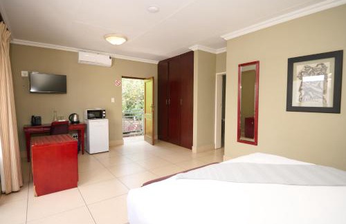 Pretoria House | Tamboti Guest Lodge