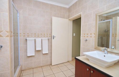Pretoria House | Tamboti Guest Lodge