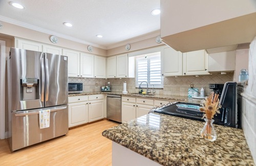 Carrollwood House | Tampa Oasis; 4BR; Heated Pool; Ace Location!