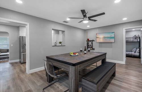 Bearss Plaza House | Tampa Oasis: Dive Into Luxury with Our Heated Pool House!