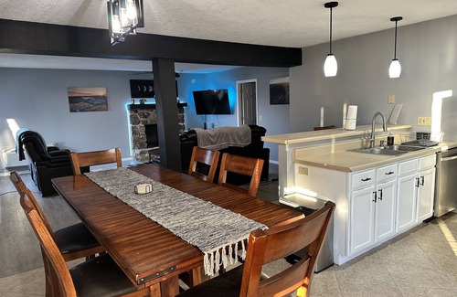 Osage Beach Apartment | Tan-Tar-A #6131: COMFY BED, mins to Margaritaville