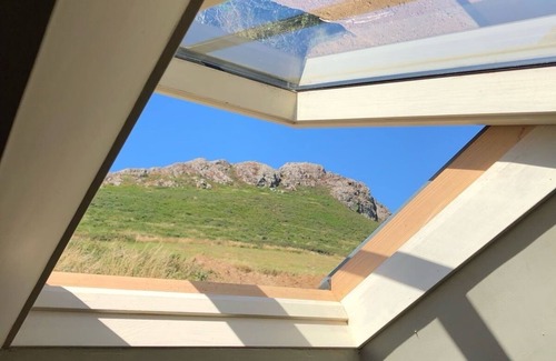 St Brides House | Tan y Garn - 2 Bedroom Cottage - Whitesands