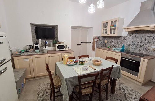 Montefiorino House | Tana della Lavanda