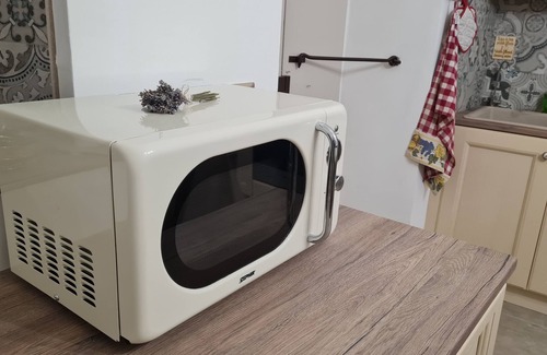 Montefiorino House | Tana della Lavanda