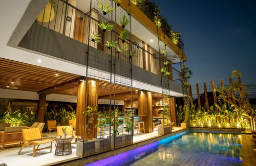 Central Seminyak Hotel | Tanaga Coliving
