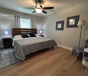 Hendersonville Cabin | Tandem Lodge - Unit 2