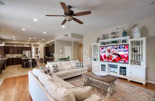 Arabian Views House | Tangerine Sky | Private Pool & Pet Friendly!