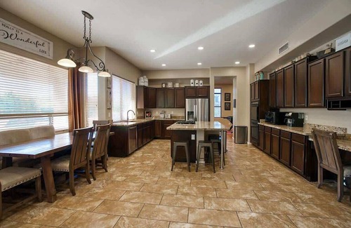 Arabian Views House | Tangerine Sky | Private Pool & Pet Friendly!