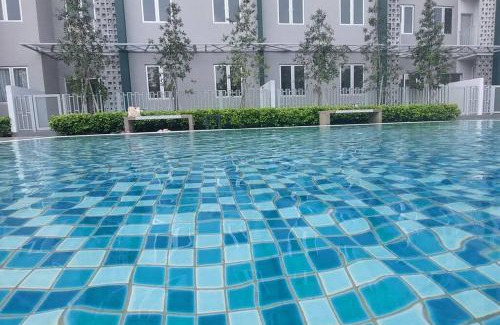 Sepang Apartment | Tangerine Suite @ Near KLIA @ERL