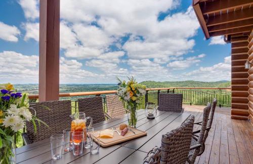 Sevierville House | Tanglewood Mountain Lodge By Stony Brook Cabins