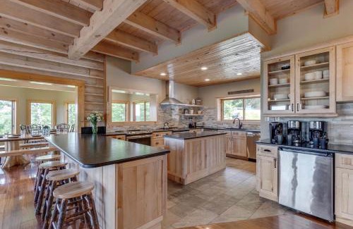 Sevierville House | Tanglewood Mountain Lodge By Stony Brook Cabins
