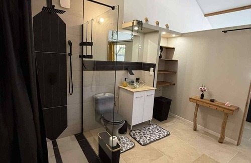 Borgo Bed & Breakfast | Tania and Benoit's bed and breakfast