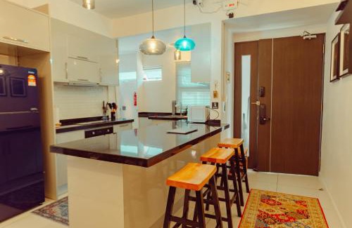 Kuala Teriang Apartment | Tara Muda Sea Views Big Pool Great Kitchen Fibre Wifi