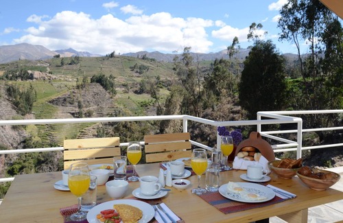 Tarata Hotel | Tarata Lodge