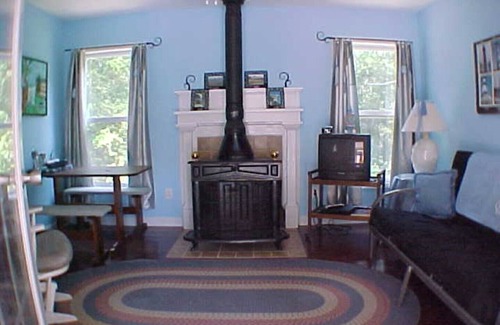 Henderson Cabin | Tarheel Retreat