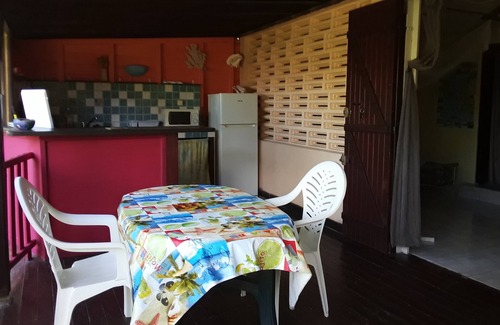 Tartane Apartment | TARTANE two F1 on the ground floor 250M from the beach