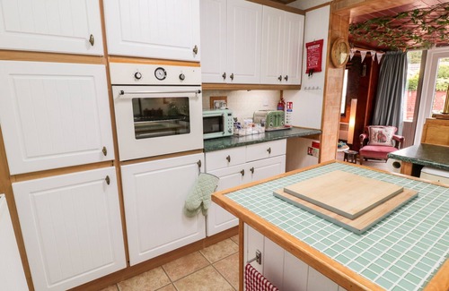 Woodhorn Cottage | TARTARIA, family friendly, with a garden in Widdrington