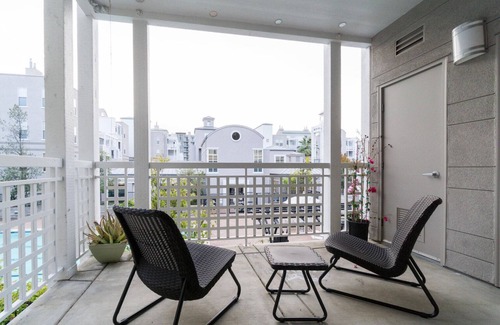 Santa Clara Apartment | Tasteful Santa Clara 2BR w/Balcony, nr Mall & Eateries, by Blueground