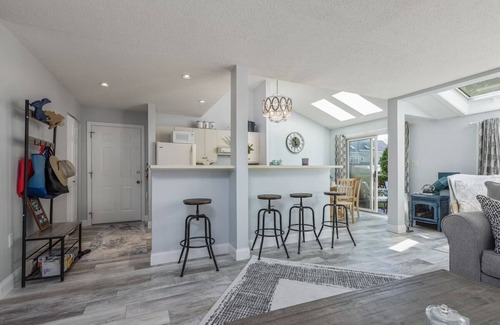 Ocean Park Condo | Tastefully decorated condo at Ocean Park Meadows!