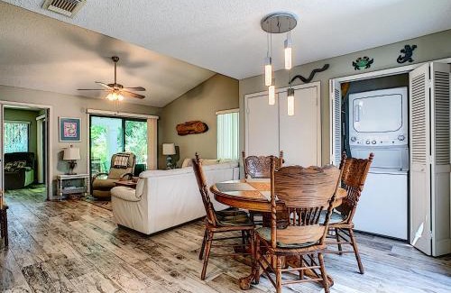 New Smyrna Beach Apartment | Tastefully Decorated Sea Woods Villa - Near beach access, shopping & Dining! S4410
