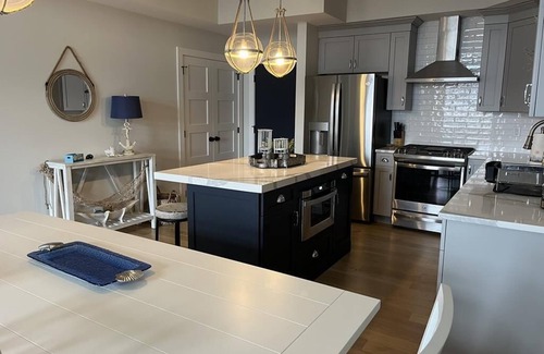 Ship Bottom Condo | Tastefully decorated condo