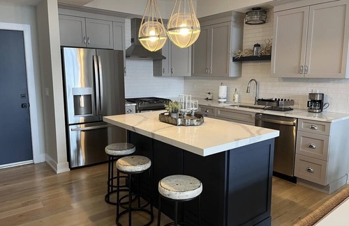 Ship Bottom Condo | Tastefully decorated condo