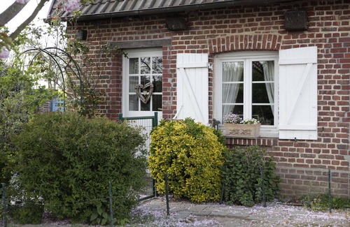 Sainte-Colombe Cottage | Tastefully restored Norman farmhouse near Veules-les-Roses