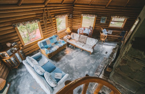 Tatla Lake Cabin | Tatla Lake Cariboo BC. Eco Lodge, Lake Access, Farm Stay. Monthly rentals.