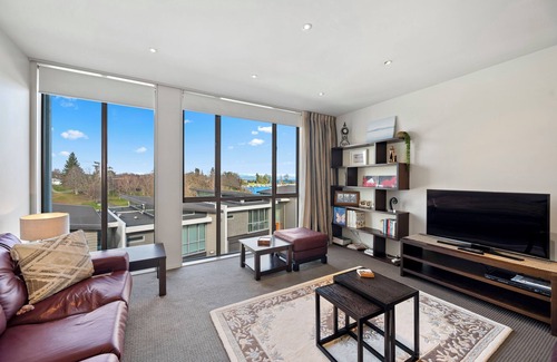 Taupo Apartment | Taupo Marina View Apartment