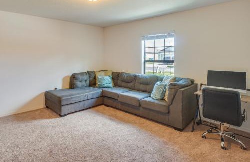 Tavares House | Tavares Retreat with Covered Patio and Private Yard