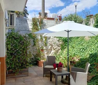 Tricase Apartment | Taverna Ursula Salento