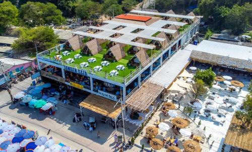 Haad Ta Waen Bed & Breakfast | Tawaen Caza Sky Camping