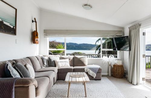 Raglan House | Tawatahi Cottage