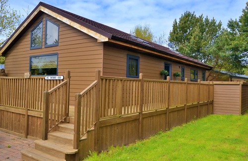 Morpeth Cottage | Tawitawoo Lodge with Hot Tub