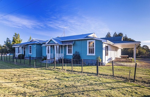 Erua House | Taylor Lodge Adventure Base - Erua Holiday Home