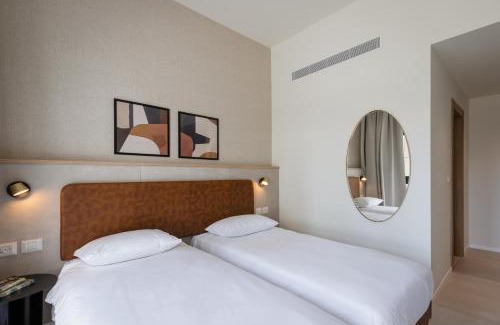 Bat Yam Hotel | Tayo Studios & Apartments
