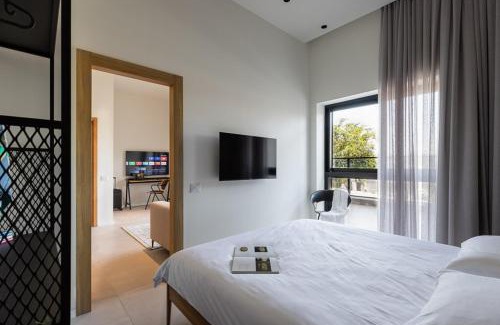 Bat Yam Hotel | Tayo Studios & Apartments