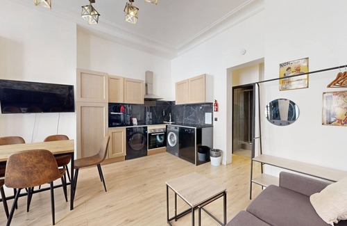 Quartier Sainte-Avoye Apartment | TBS 17 - Elegant 87 m² near the Louvre