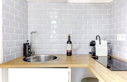 10th Arrondissement Apartment | TBS 22 - Pretty suite in the Canal Saint-Martin